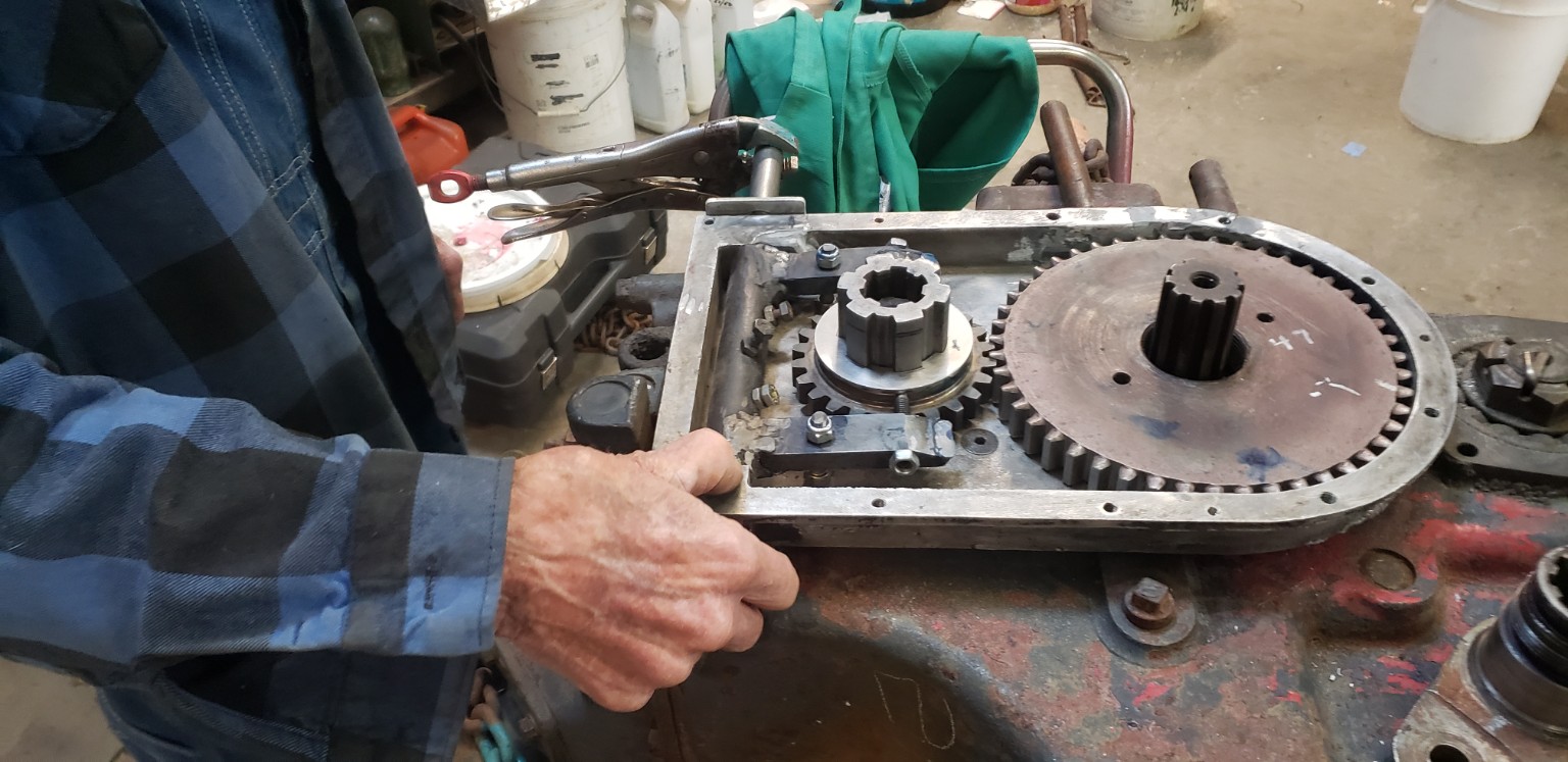 Open gearbox and machine repair detail